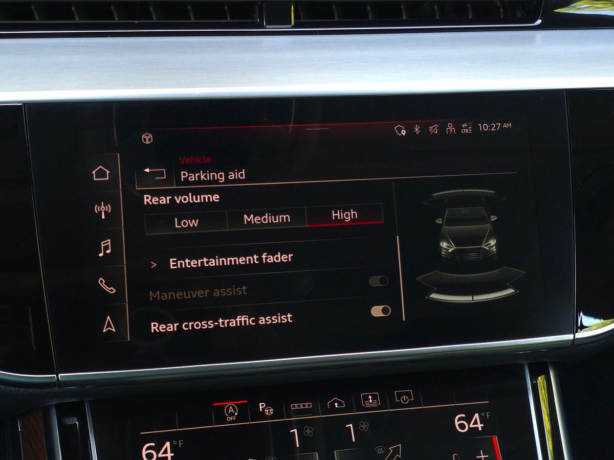 Audi A8 photo 47