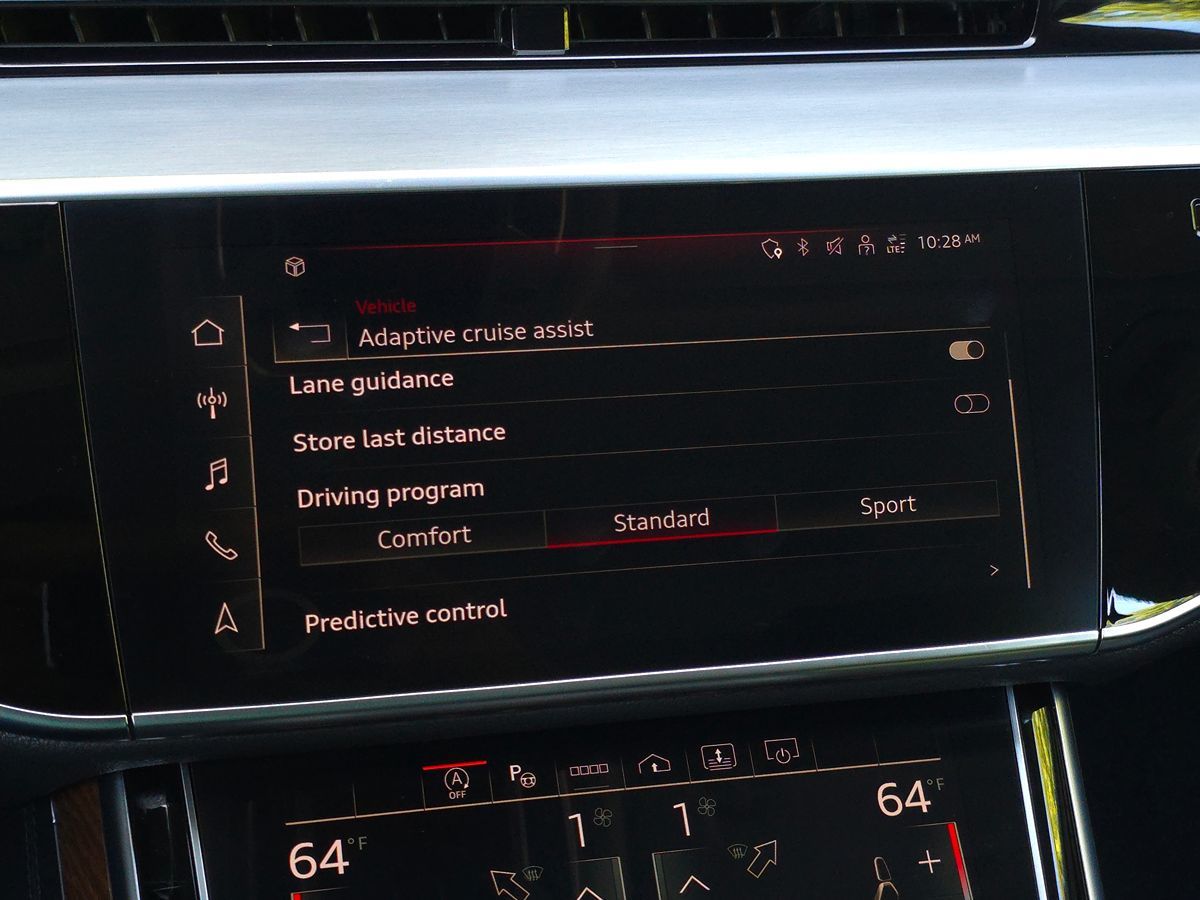 Audi A8 photo 52