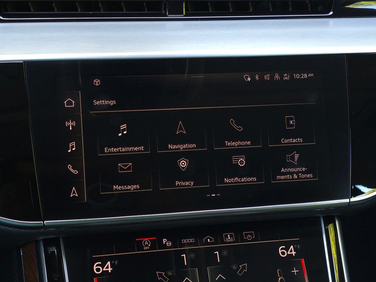 Audi A8 photo 54