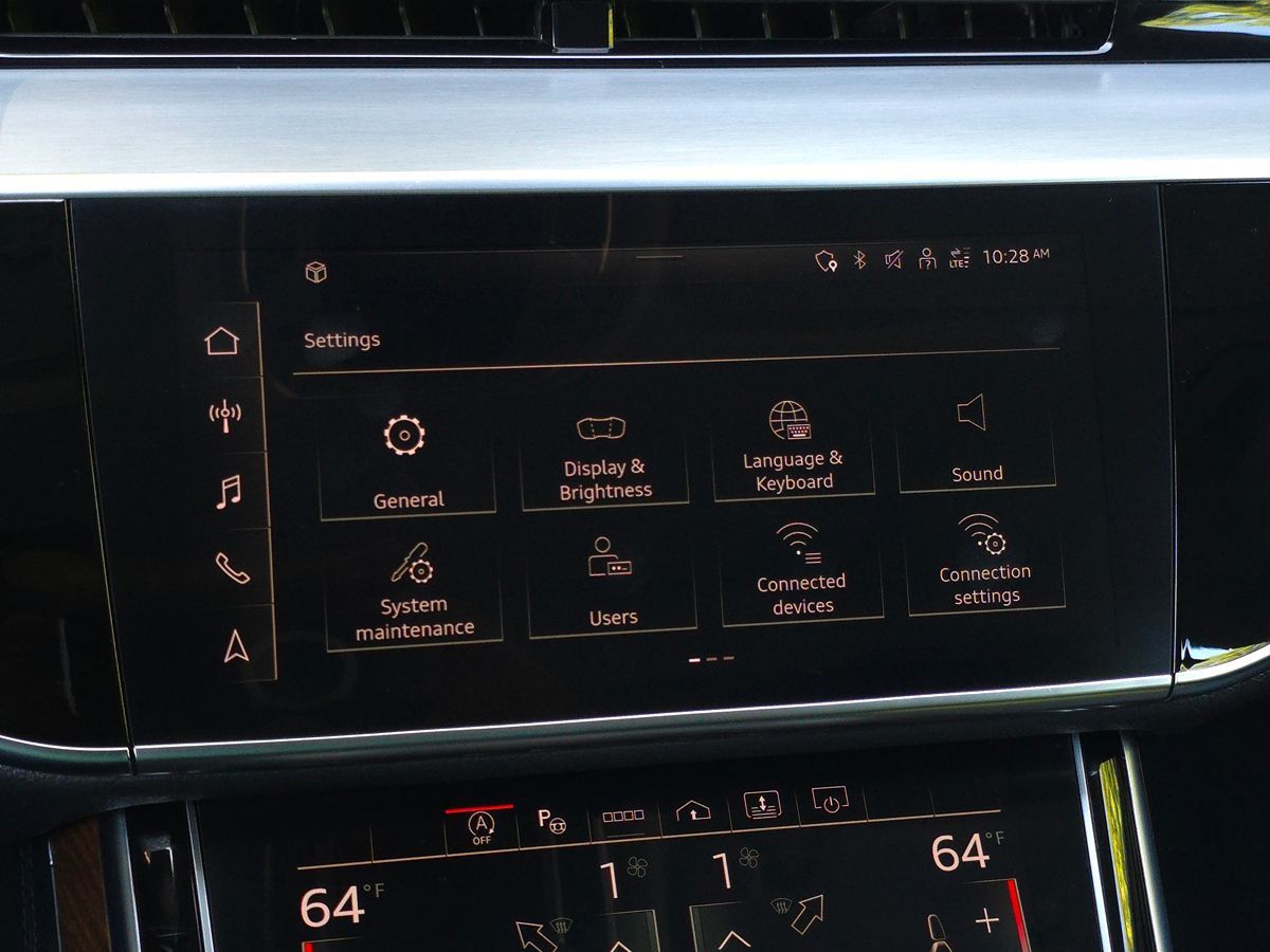 Audi A8 photo 53