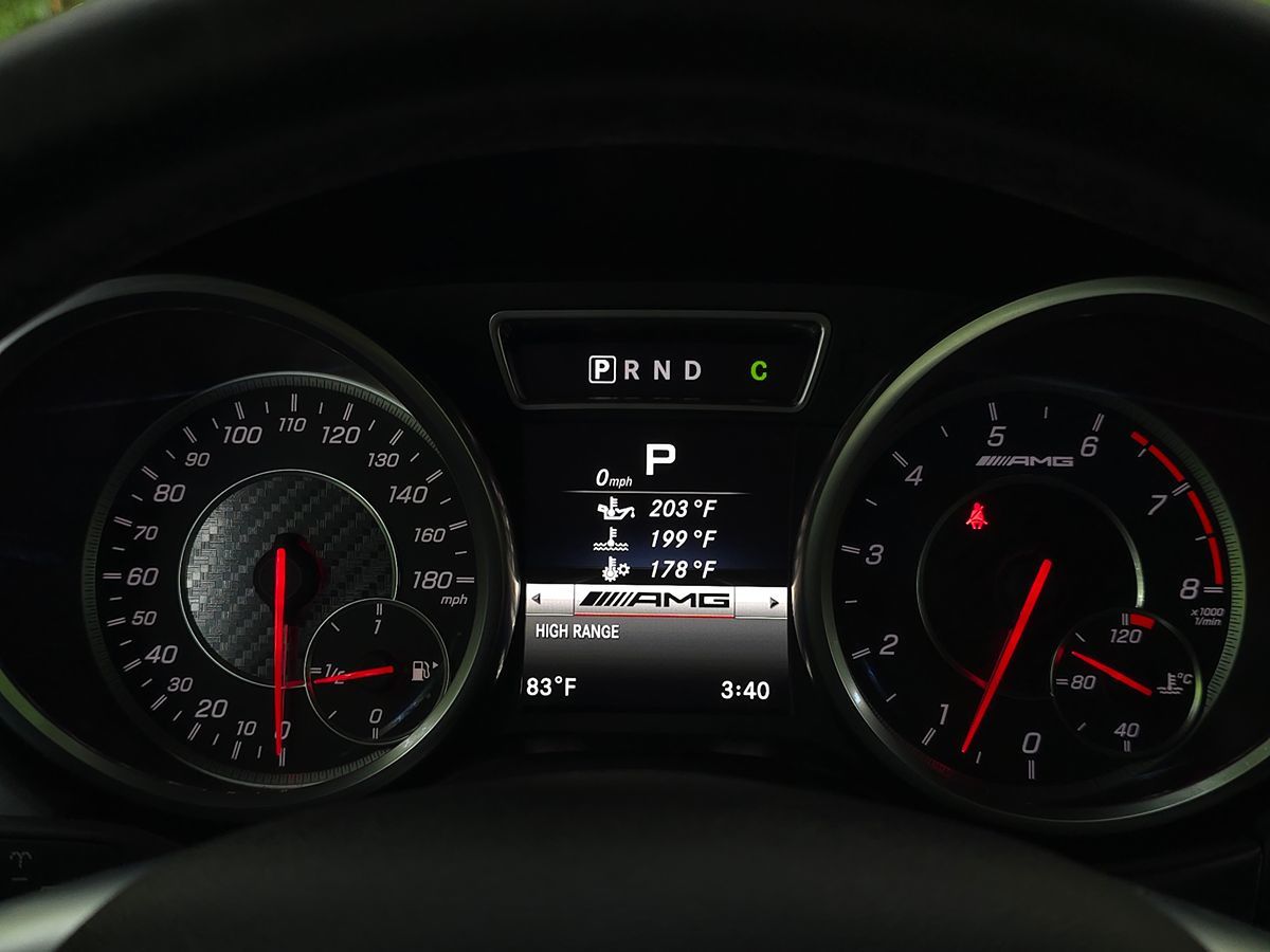 Mercedes-Benz AMG G 63 photo 30