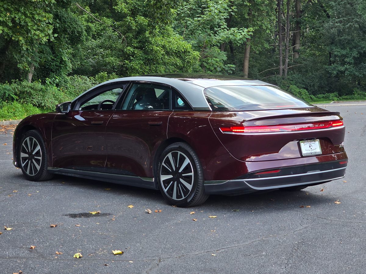 Lucid Air photo 4