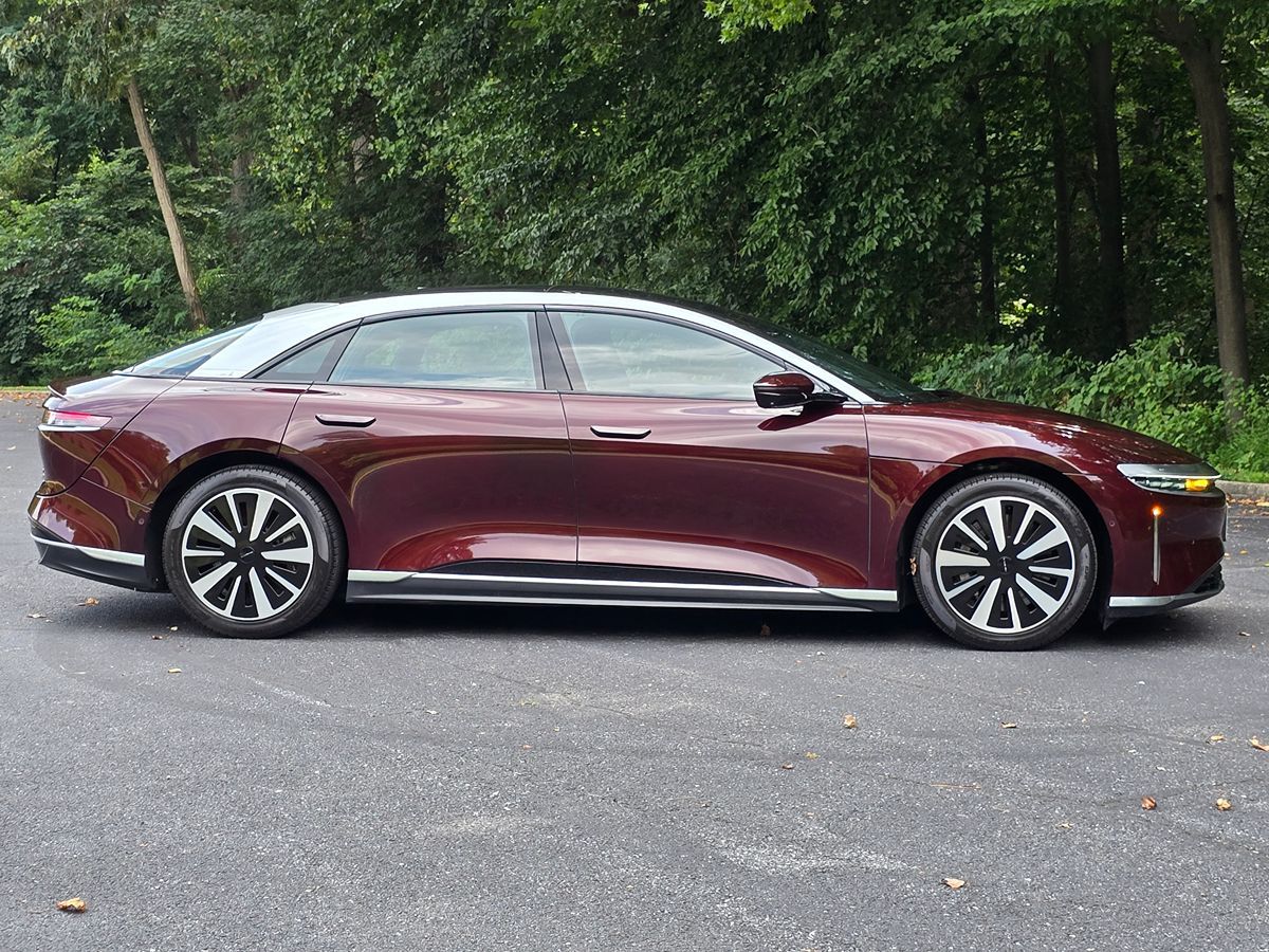 Lucid Air photo 7