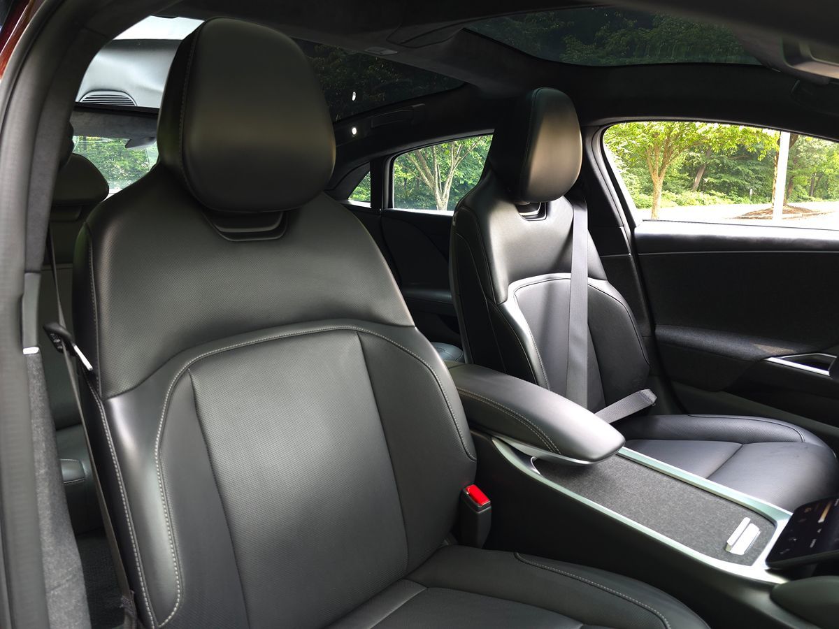 Lucid Air photo 20