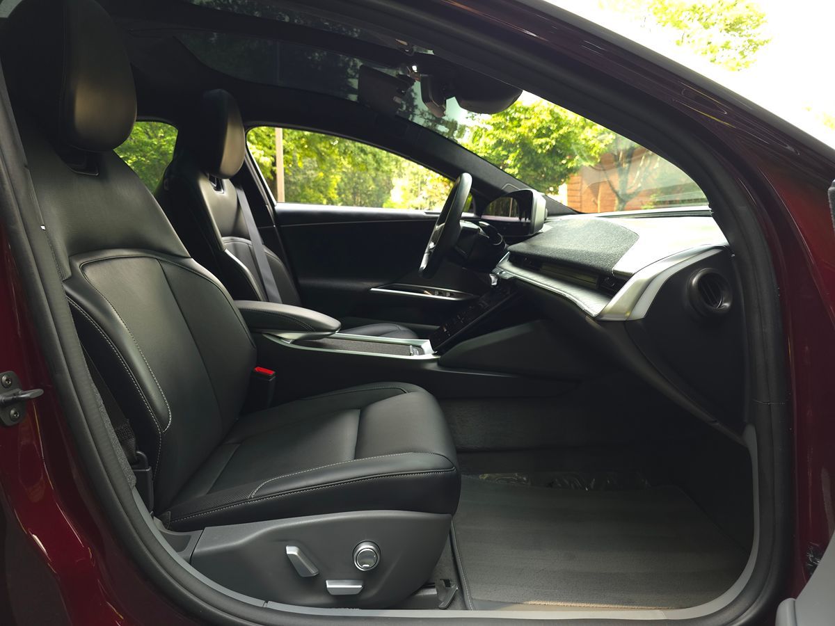 Lucid Air photo 21