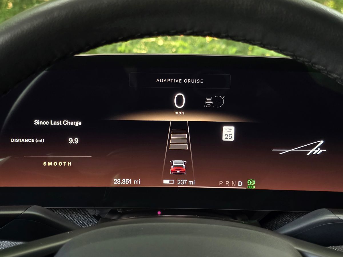 Lucid Air photo 30