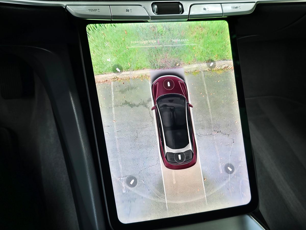Lucid Air photo 36