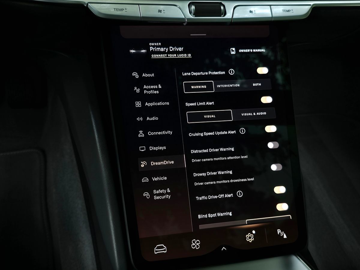 Lucid Air photo 49