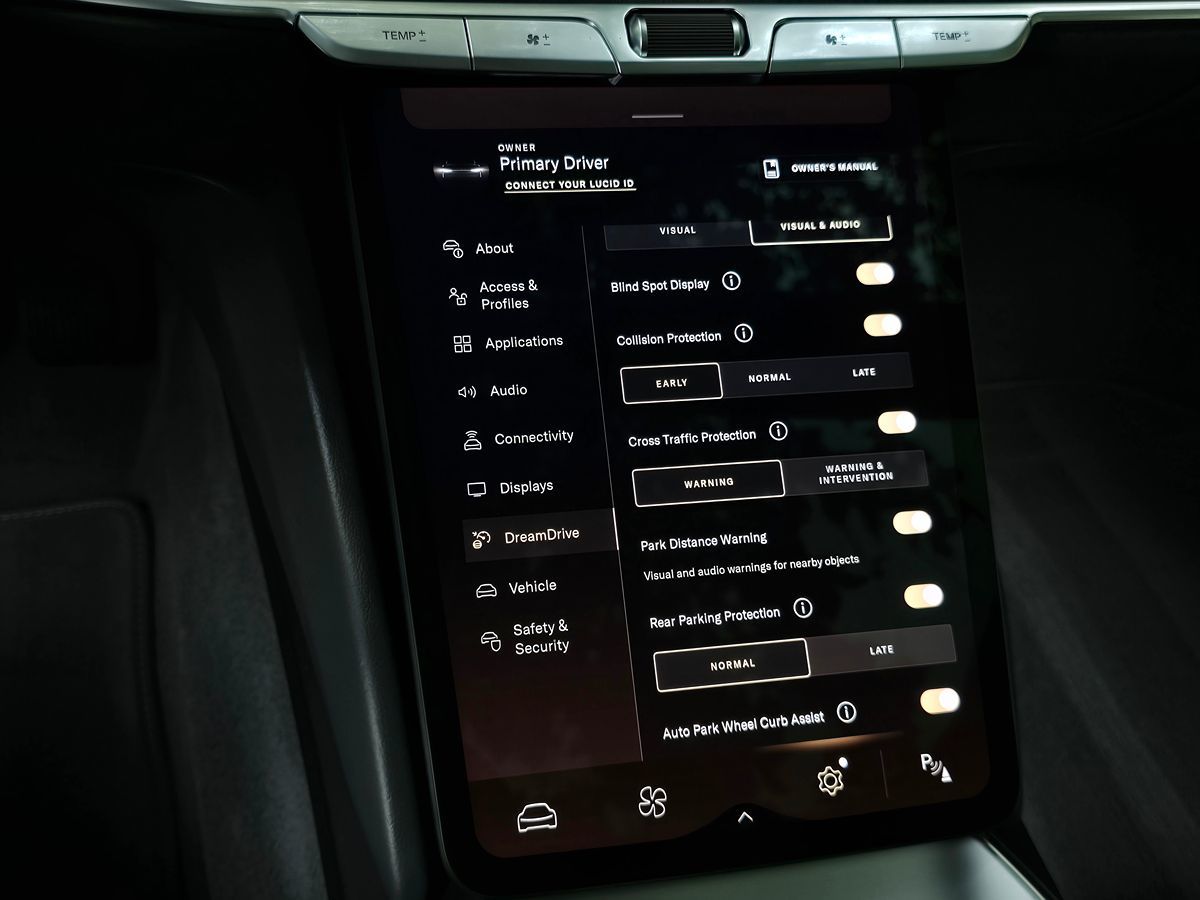 Lucid Air photo 51