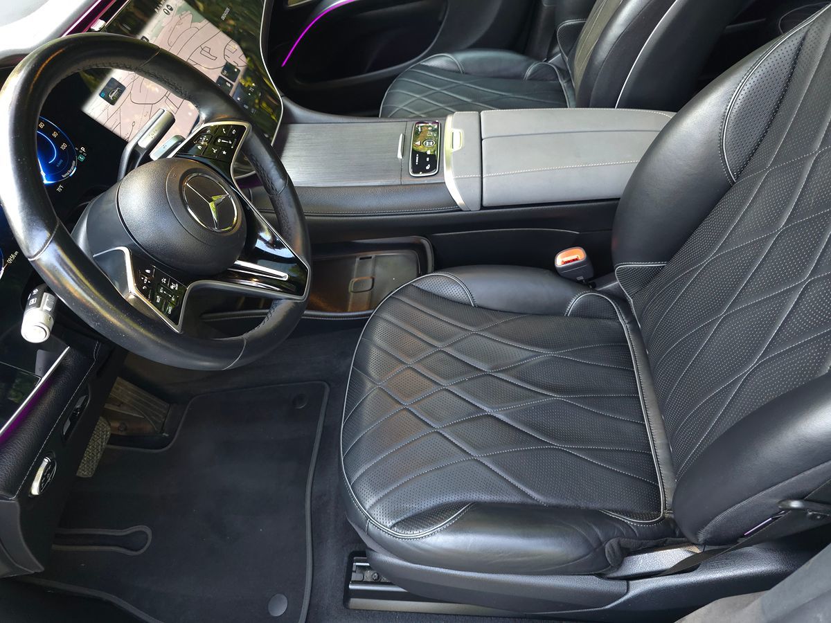 Mercedes-Benz EQS 580 photo 12