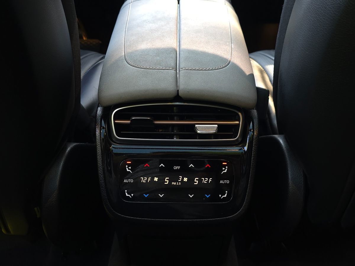 Mercedes-Benz EQS 580 photo 18