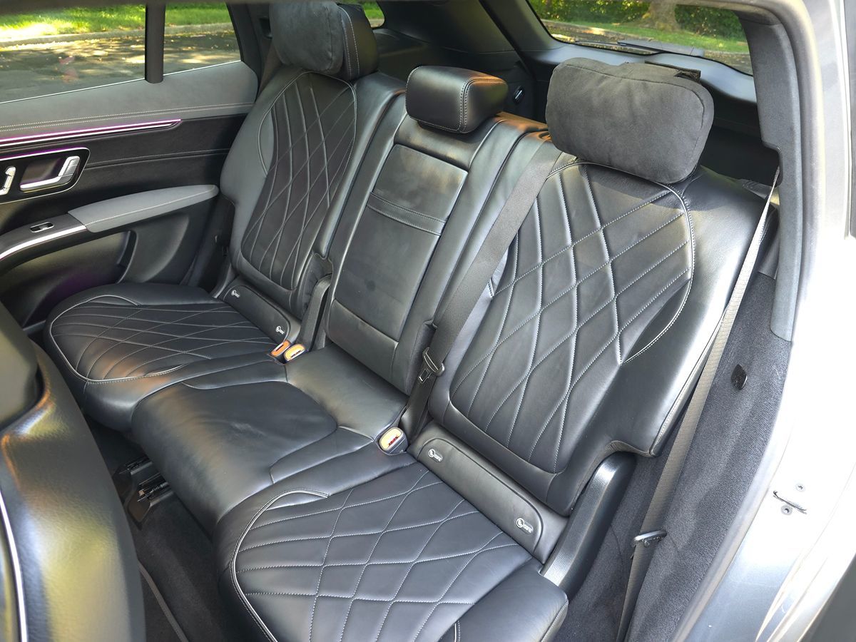 Mercedes-Benz EQS 580 photo 17