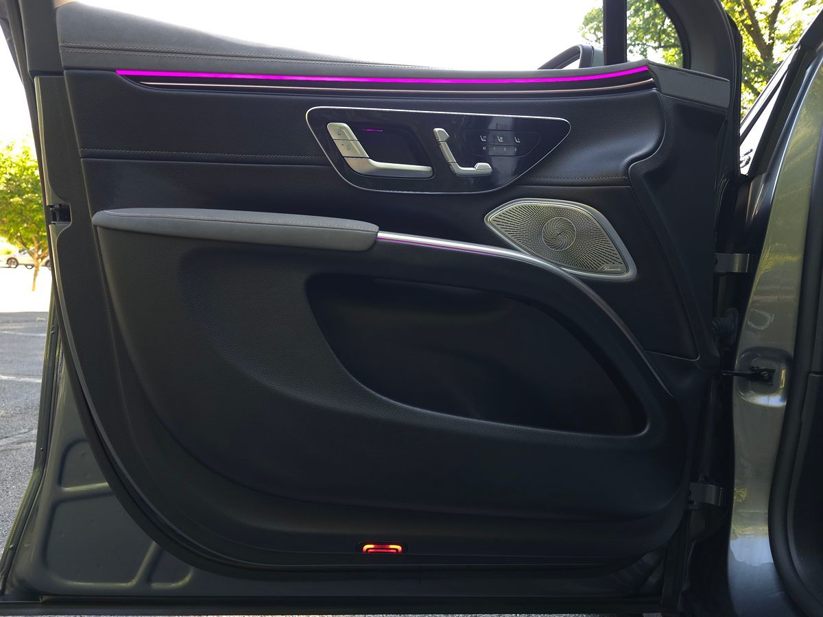 Mercedes-Benz EQS 580 photo 28