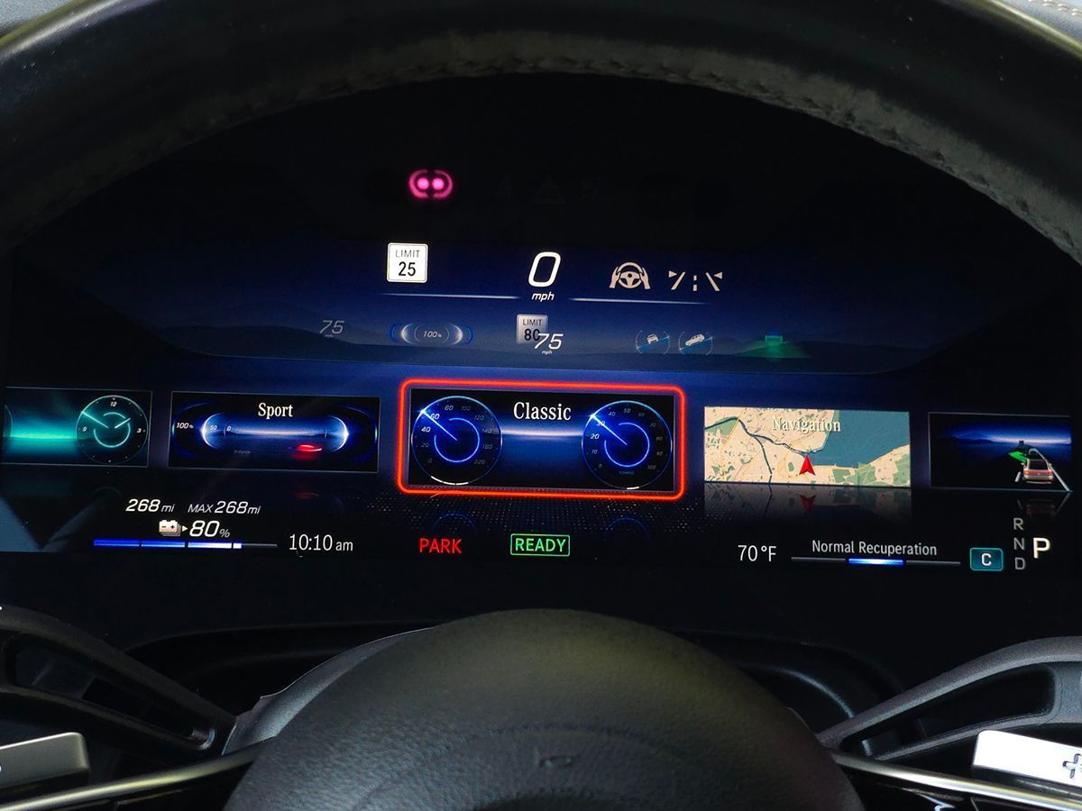 Mercedes-Benz EQS 580 photo 38