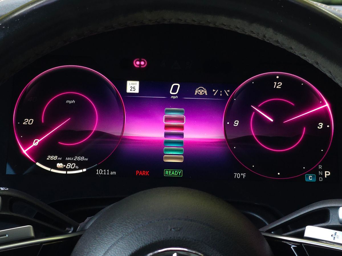 Mercedes-Benz EQS 580 photo 43