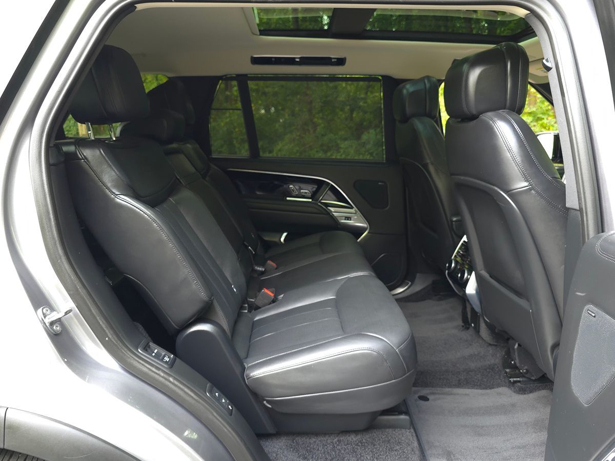 Land Rover Range Rover photo 25