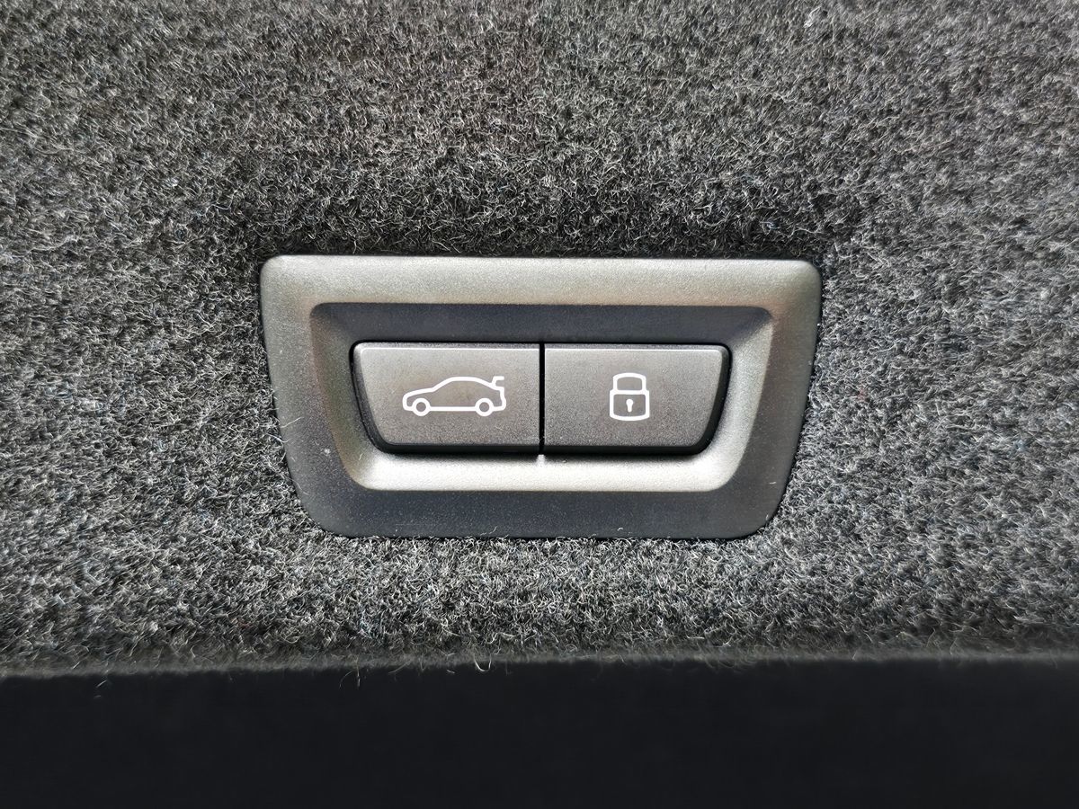 BMW i7 photo 76