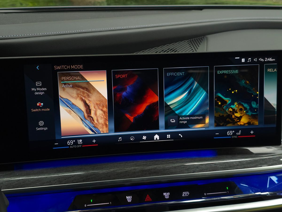 BMW i7 photo 54