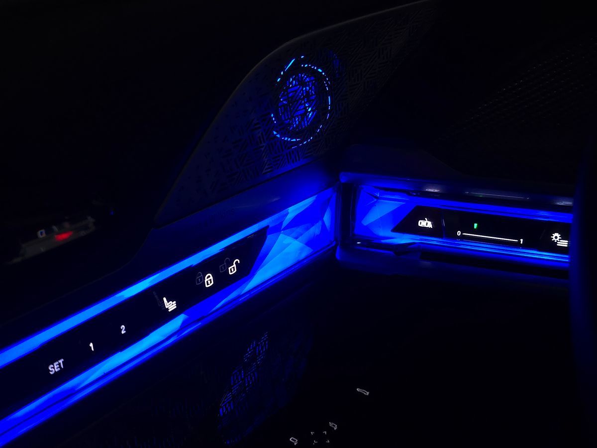 BMW i7 photo 19