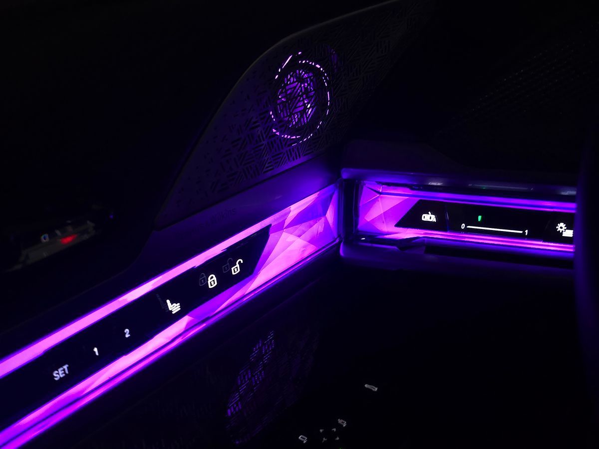 BMW i7 photo 25