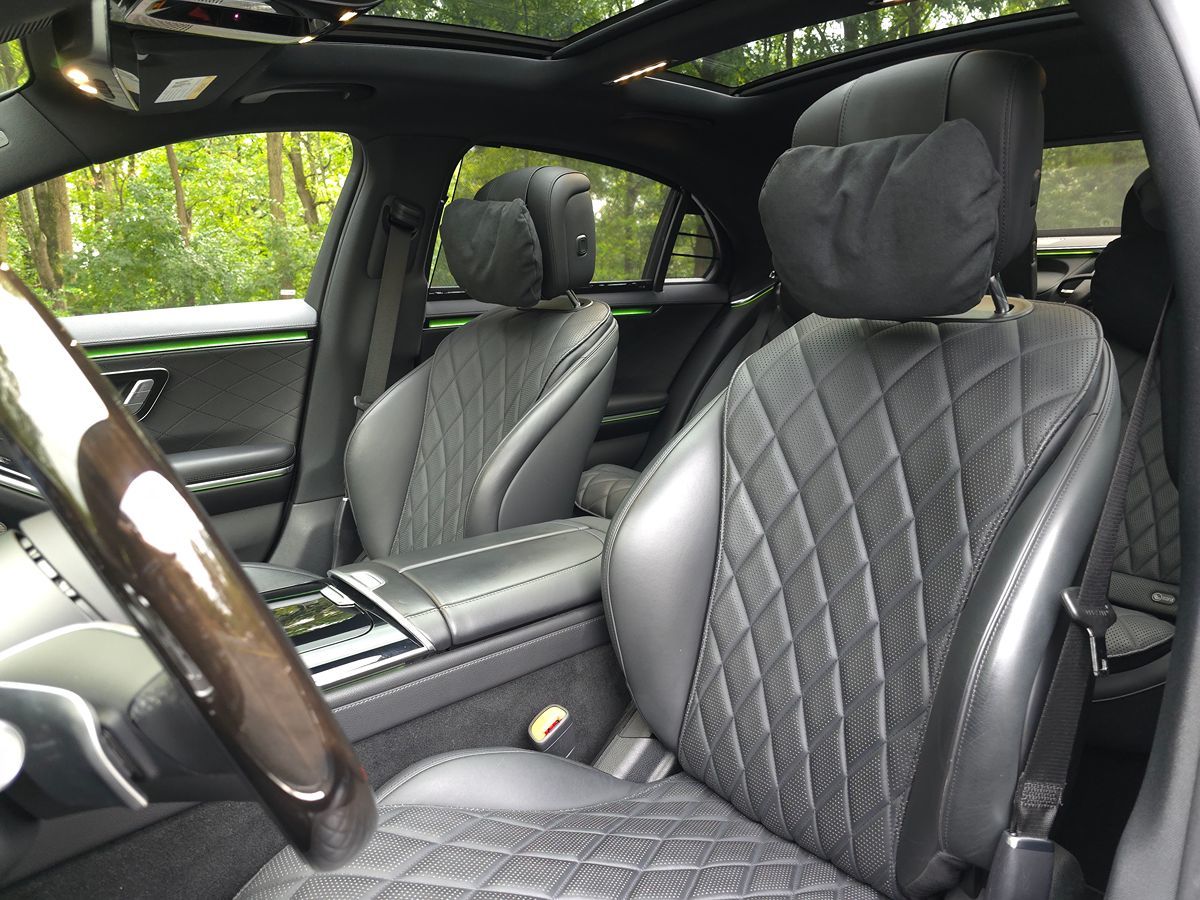Mercedes-Benz s photo 12