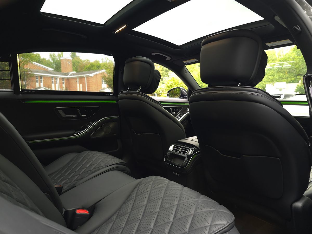 Mercedes-Benz s photo 18