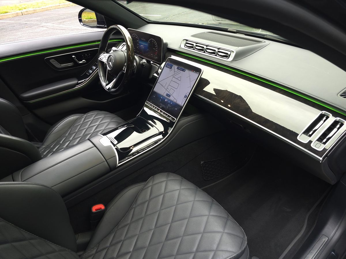 Mercedes-Benz s photo 21