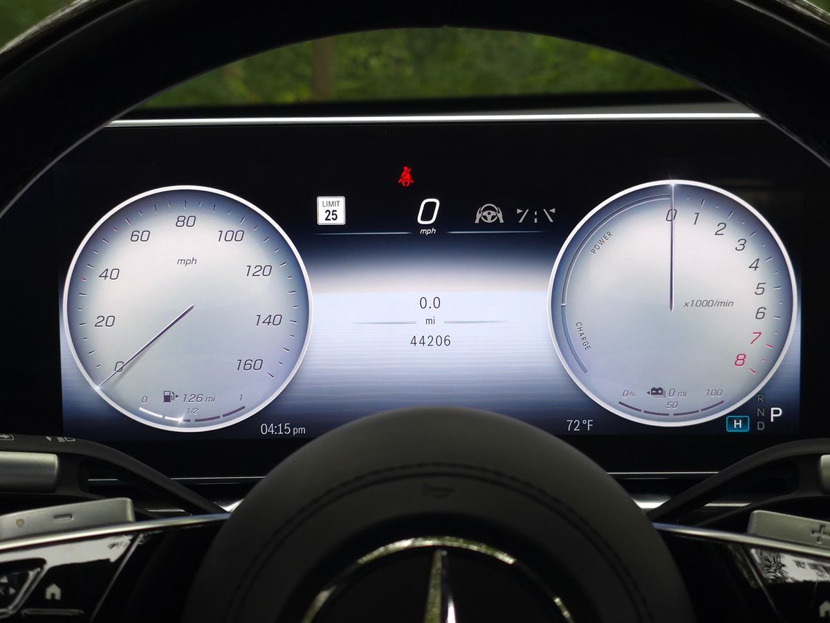 Mercedes-Benz s photo 35