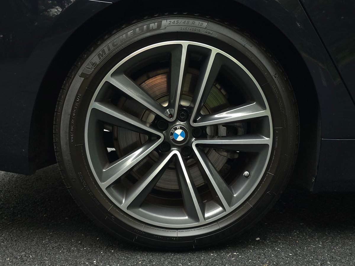 BMW 7 Series photo 71