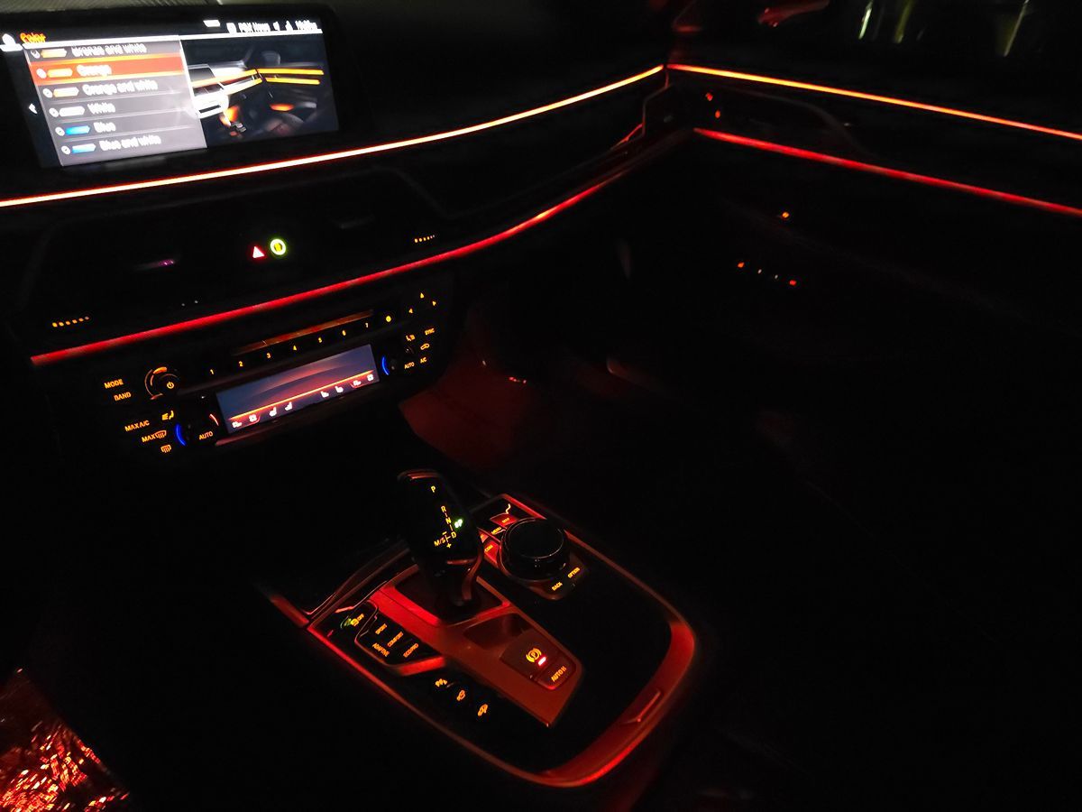 BMW 7 Series photo 26