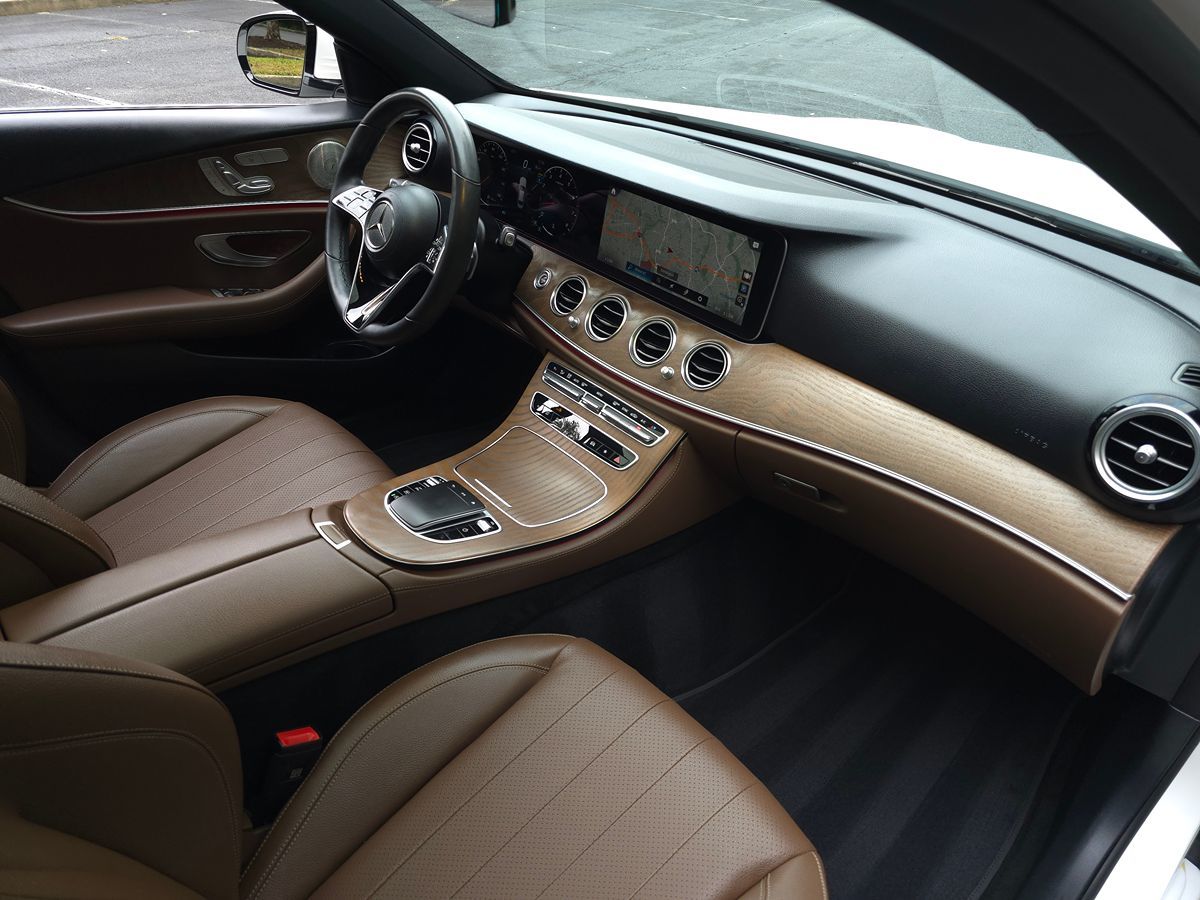 Mercedes-Benz e photo 22