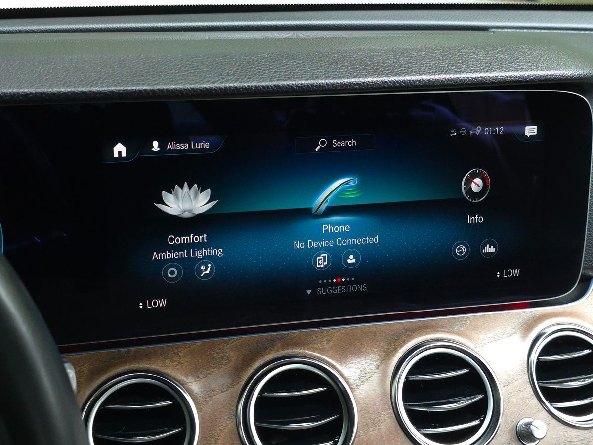 Mercedes-Benz e photo 36