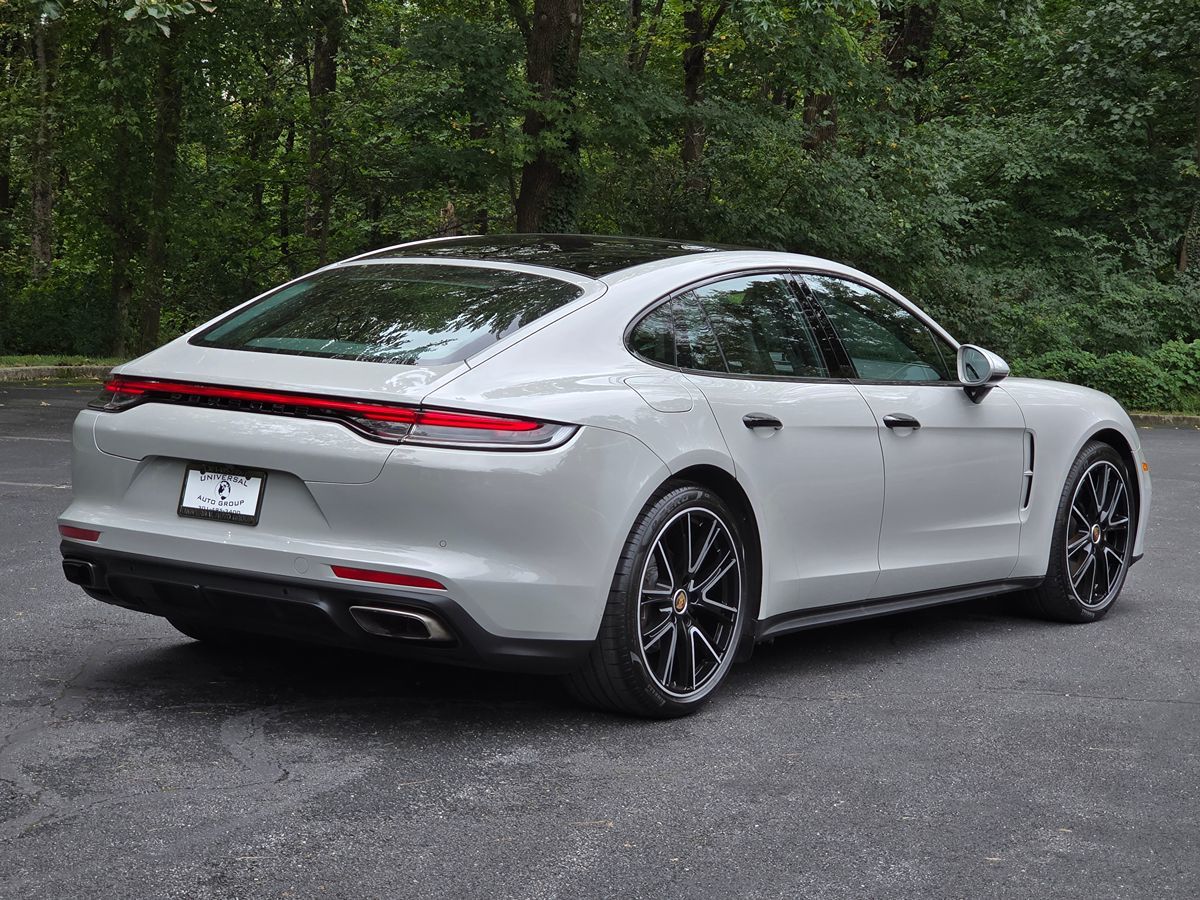 Porsche Panamera photo 6