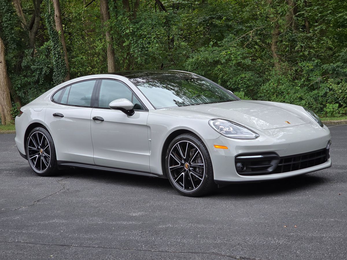Porsche Panamera photo 8