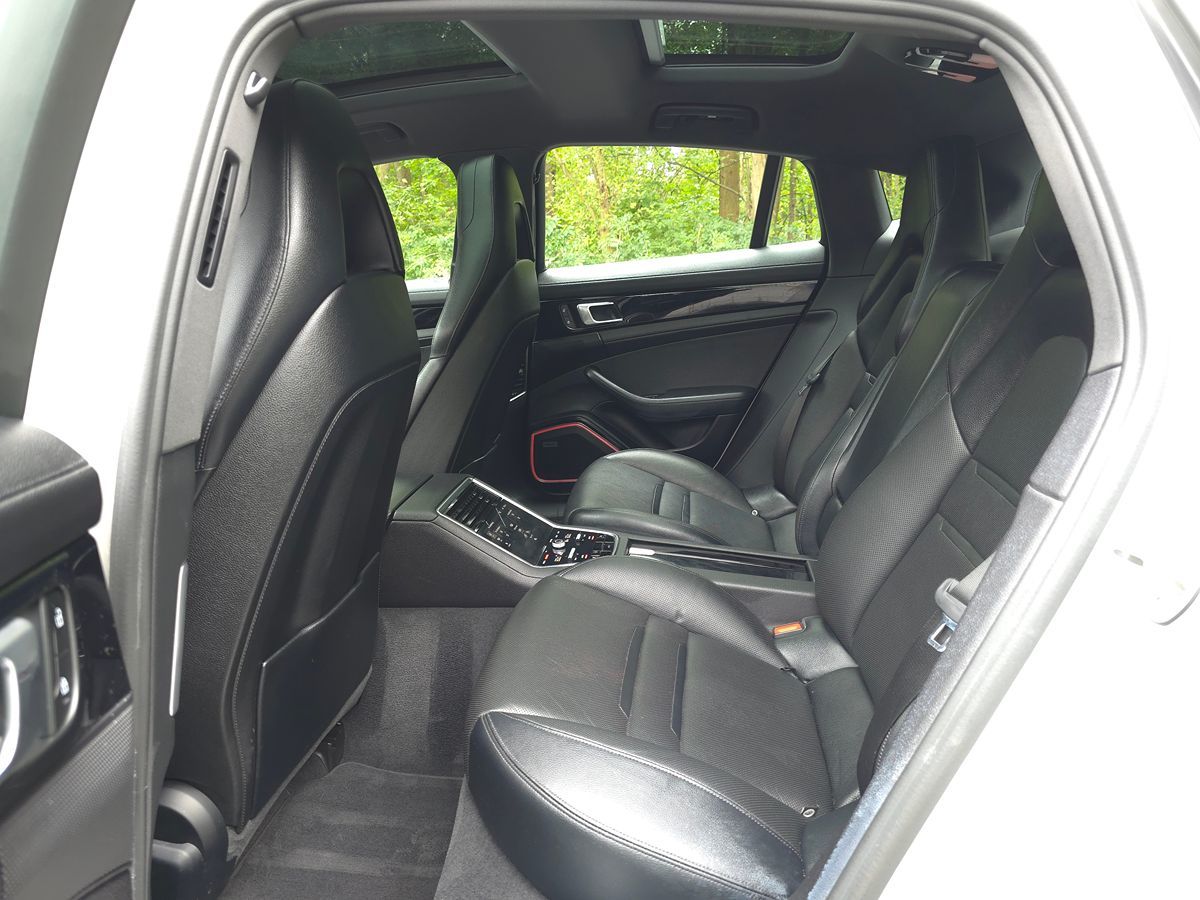Porsche Panamera photo 15
