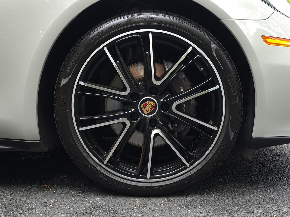 Porsche Panamera photo 62