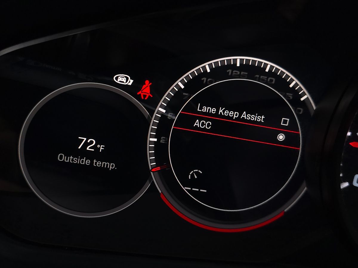 Porsche Panamera photo 32