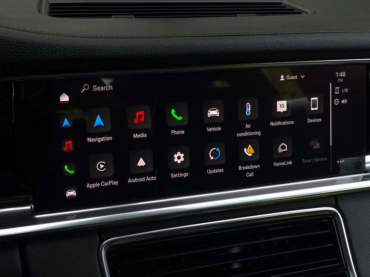 Porsche Panamera photo 36