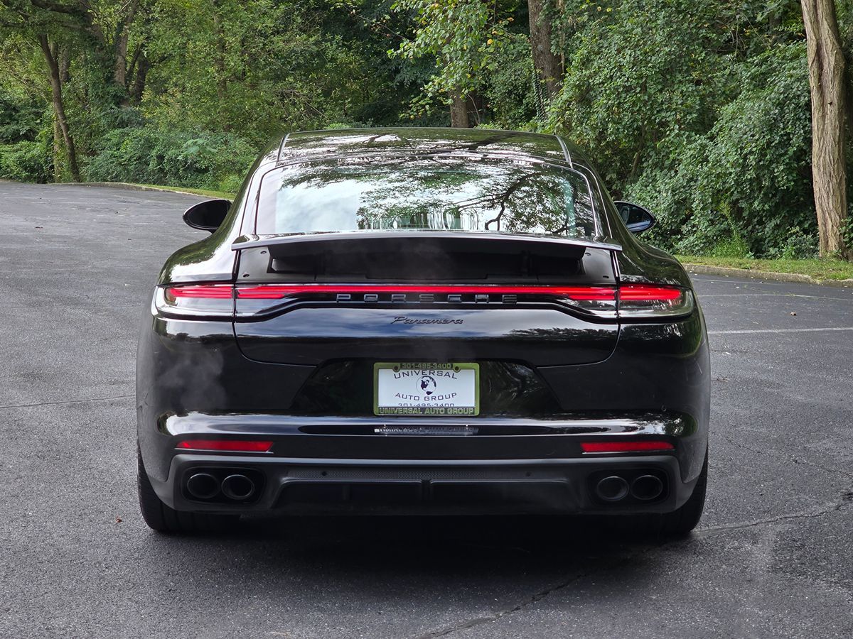 Porsche Panamera photo 5