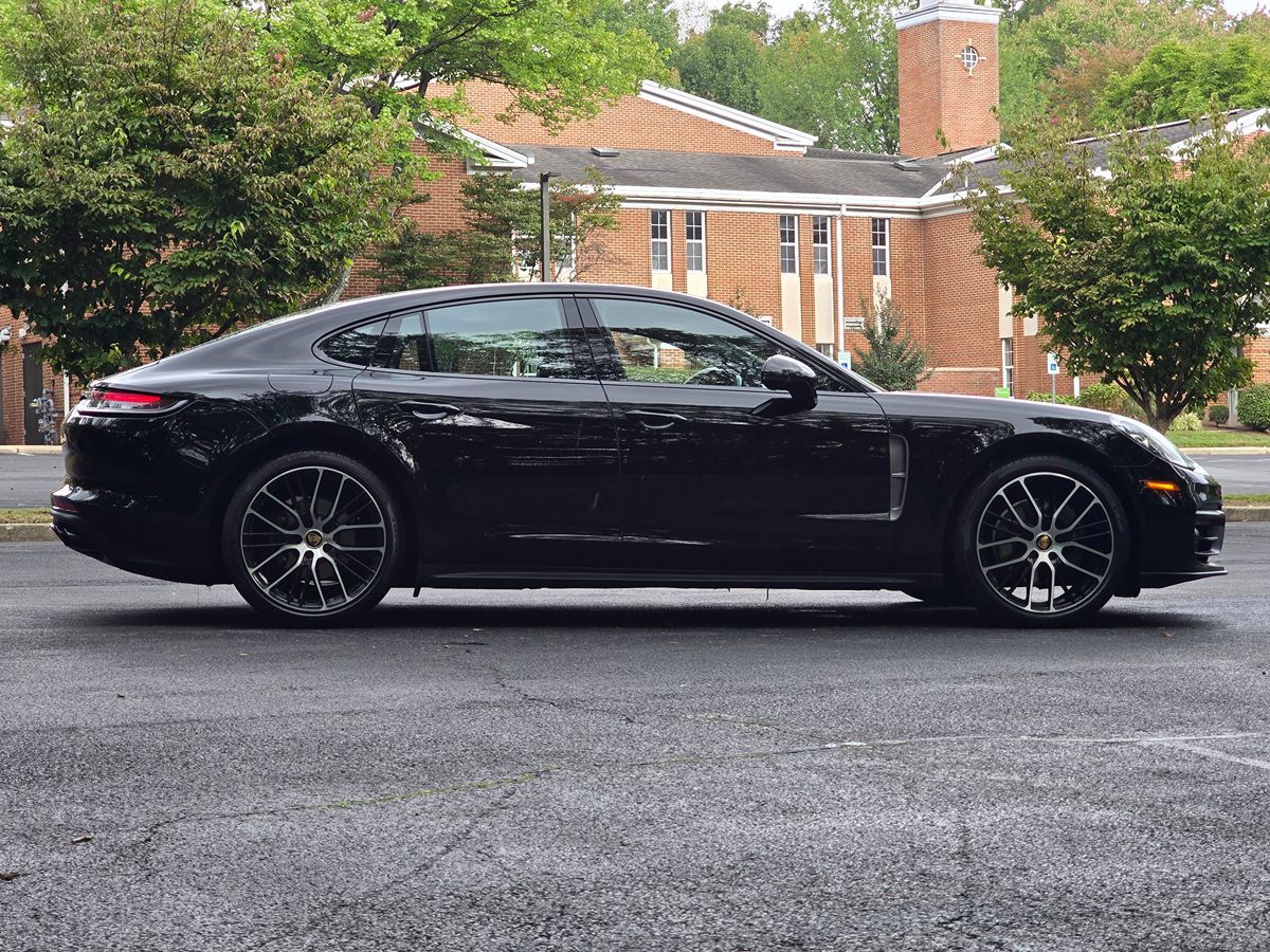 Porsche Panamera photo 7