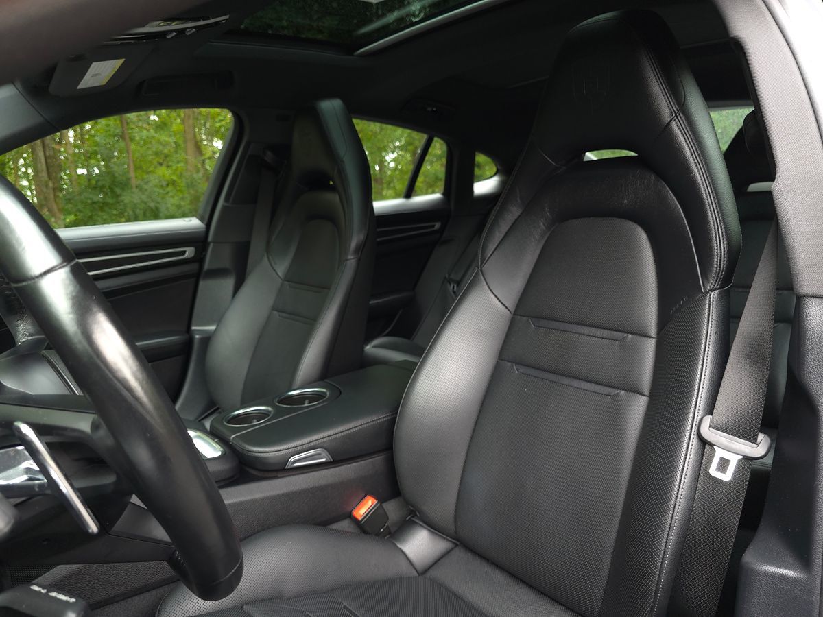 Porsche Panamera photo 13