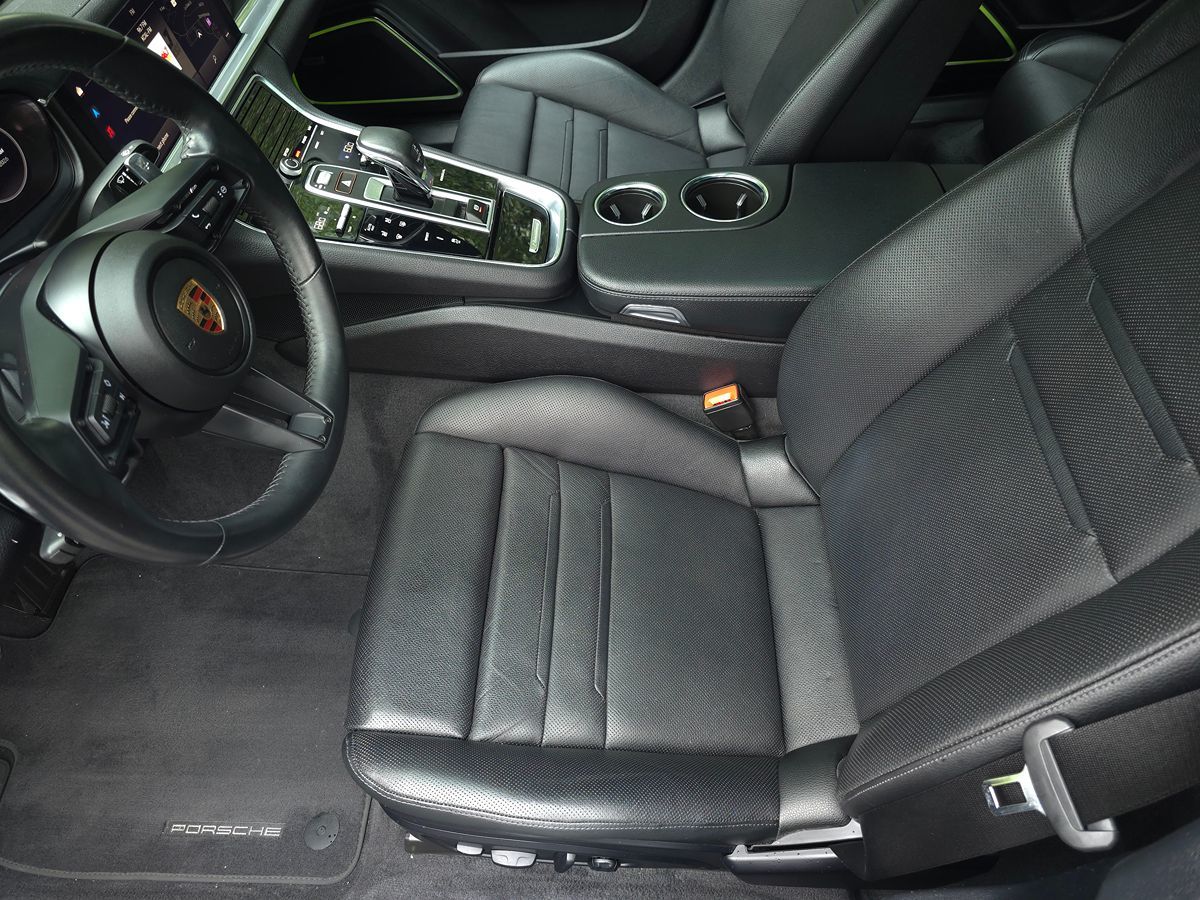 Porsche Panamera photo 12