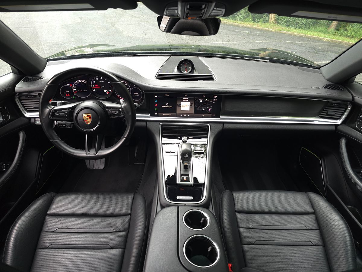 Porsche Panamera photo 10