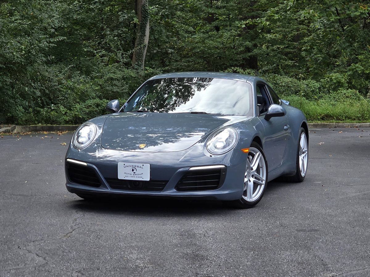 2017 Porsche 911 Carrera