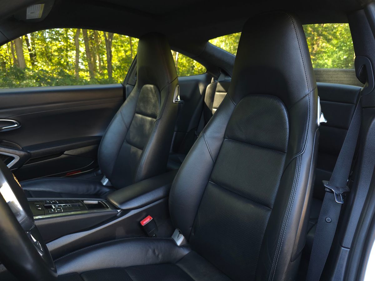 Porsche 911 photo 11