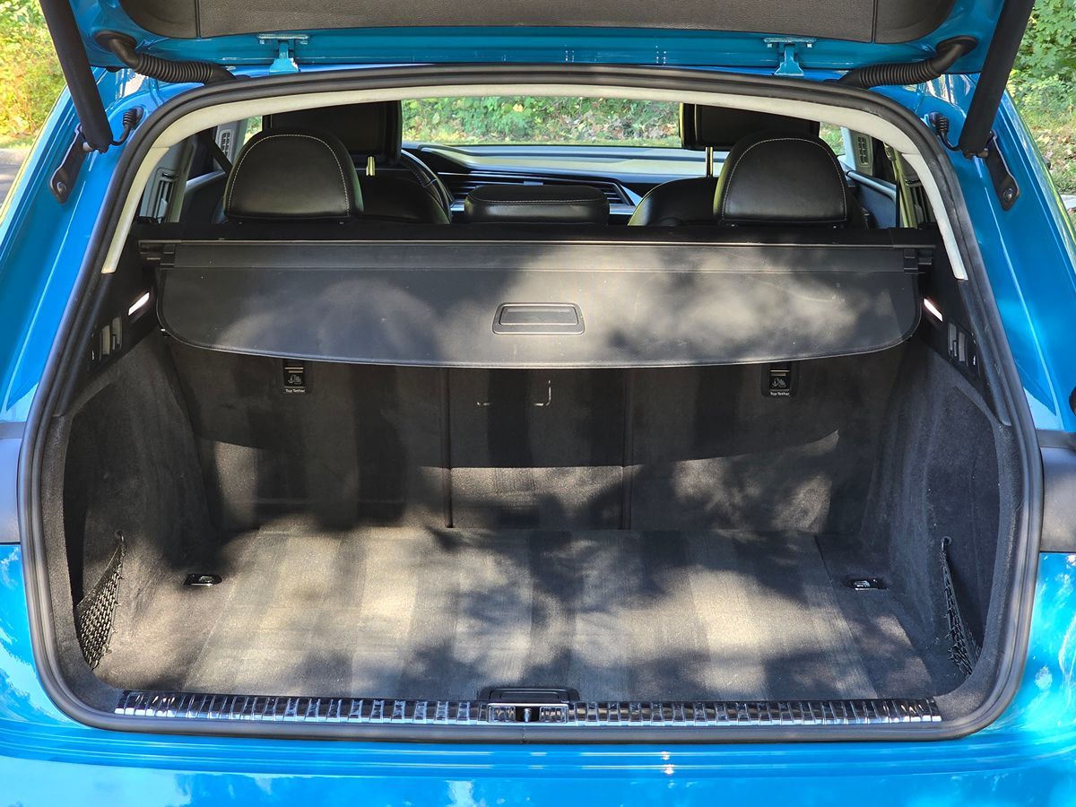 Audi e-tron photo 71