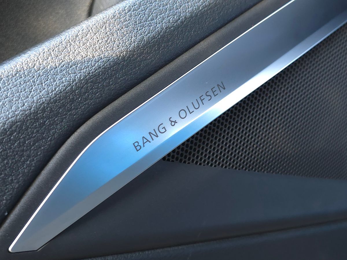 Audi e-tron photo 28