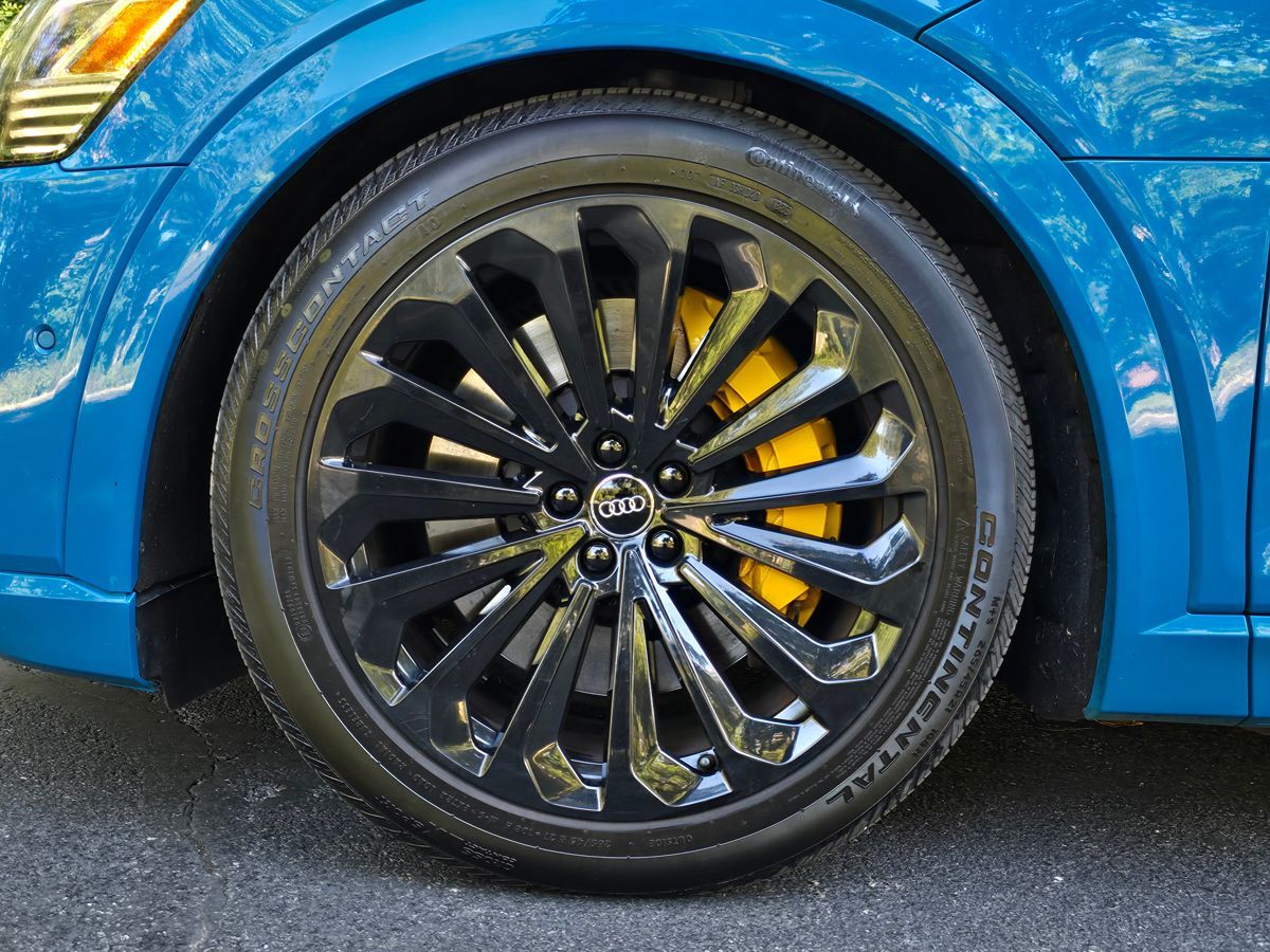 Audi e-tron photo 65