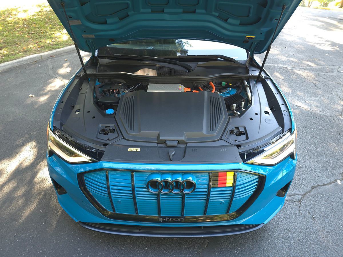 Audi e-tron photo 69