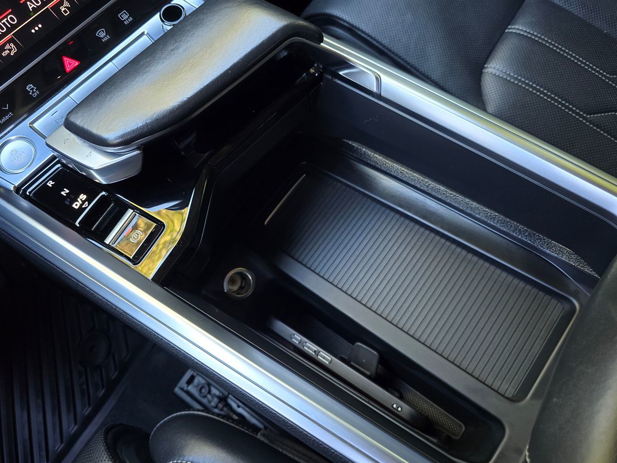 Audi e-tron photo 62